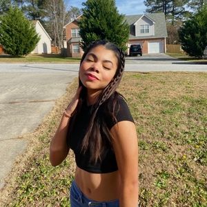 Meet your Posher, Angelina